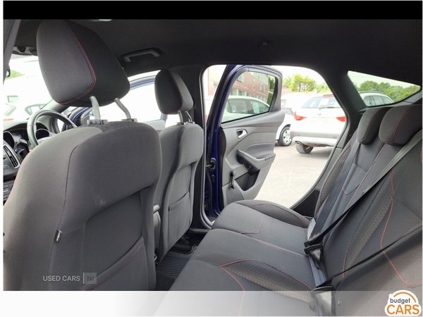 Ford Focus HATCHBACK in Down