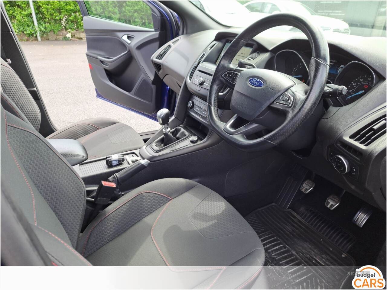 Jan 2018 Ford Focus 1.0 EcoBoost 140 ST-Line Navigation 5dr