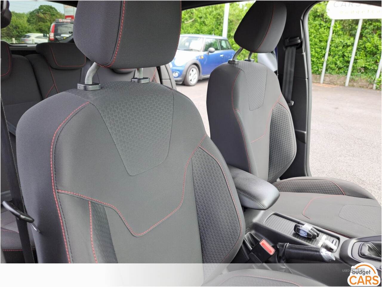 Jan 2018 Ford Focus 1.0 EcoBoost 140 ST-Line Navigation 5dr