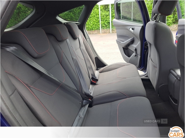 Ford Focus HATCHBACK in Down