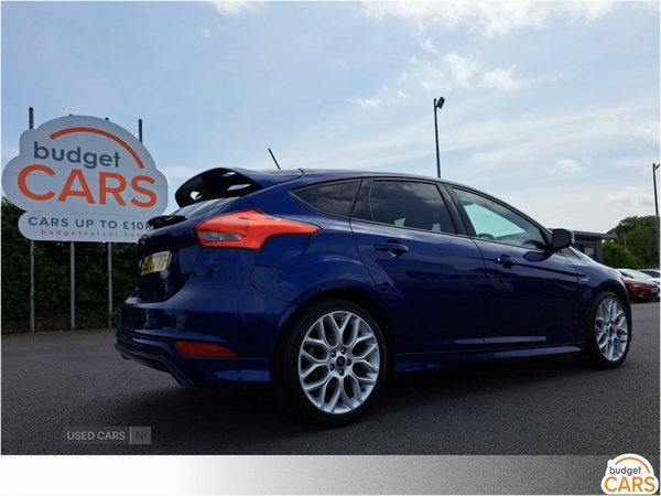 Ford Focus HATCHBACK in Down