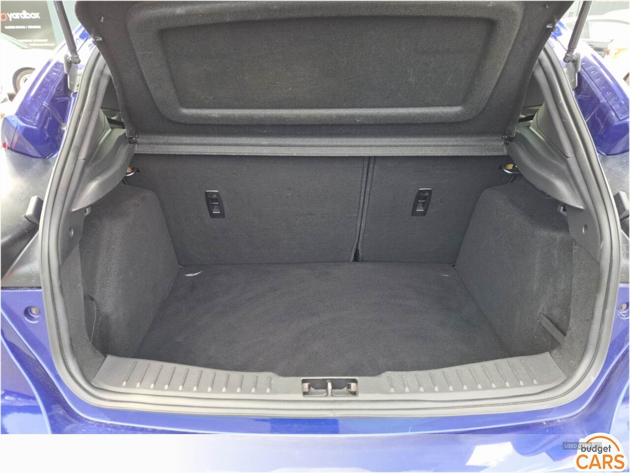 Ford Focus HATCHBACK in Down