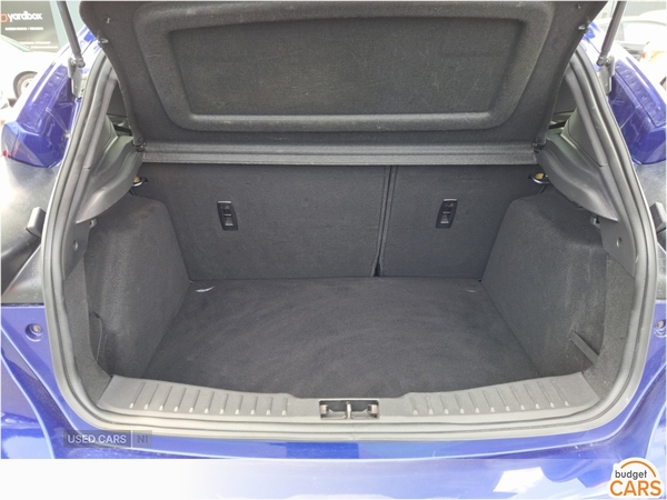 Ford Focus HATCHBACK in Down