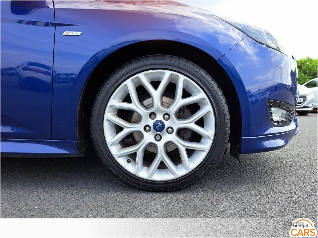 Ford Focus HATCHBACK in Down