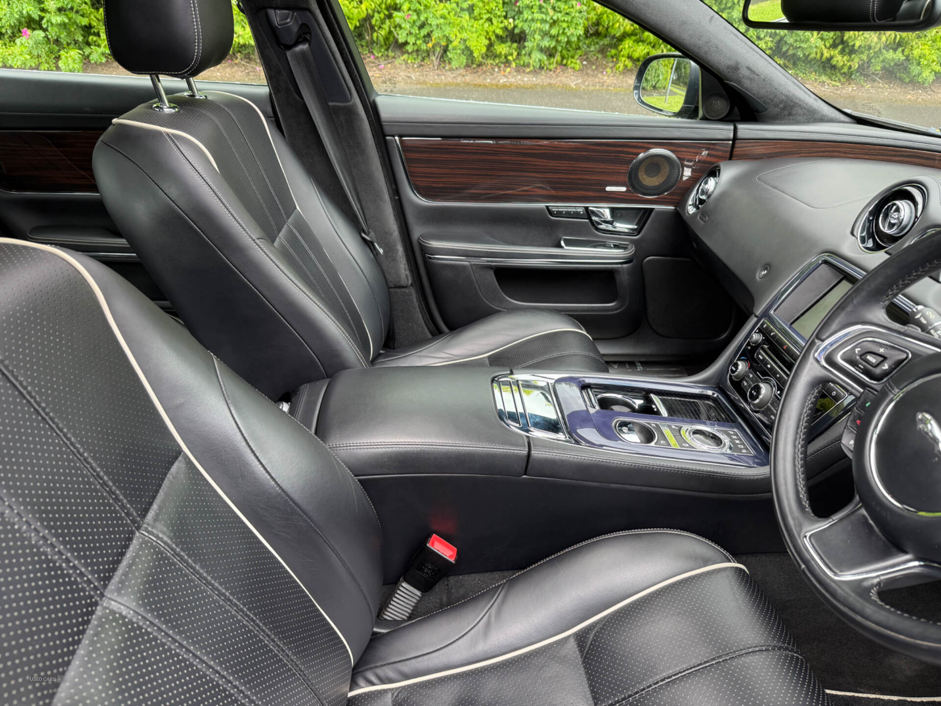 May 2012 Jaguar XJ Series 3.0d V6 Portfolio 4dr Auto