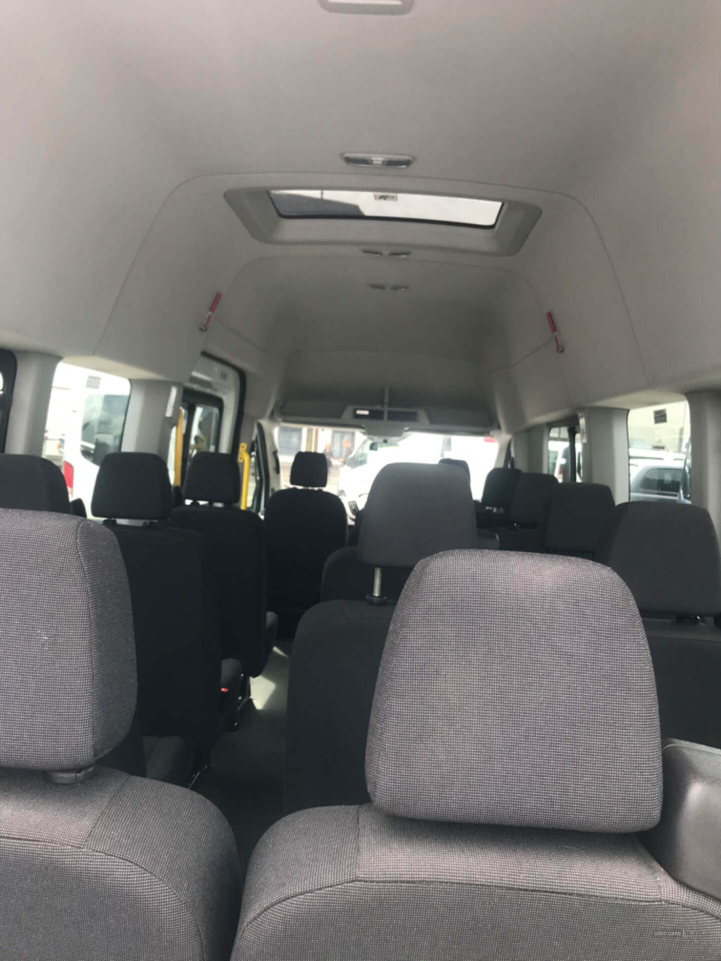 Ford Transit 460 L4 MINIBUS DIESEL RWD in Antrim