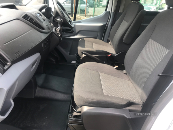 Ford Transit 460 L4 MINIBUS DIESEL RWD in Antrim