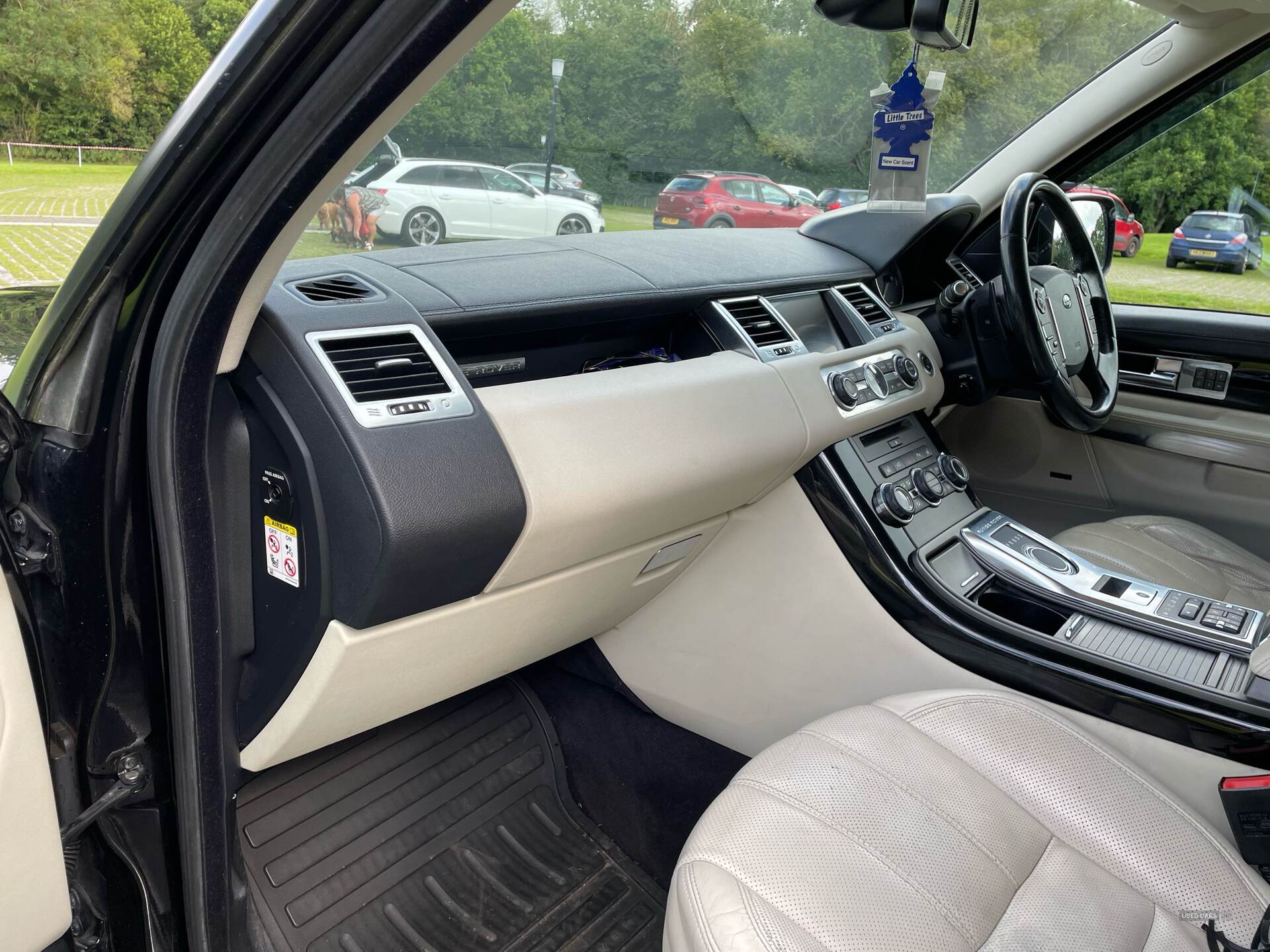 Oct 2012 Land Rover Range Rover Sport 3.0 SDV6 HSE 5dr Auto