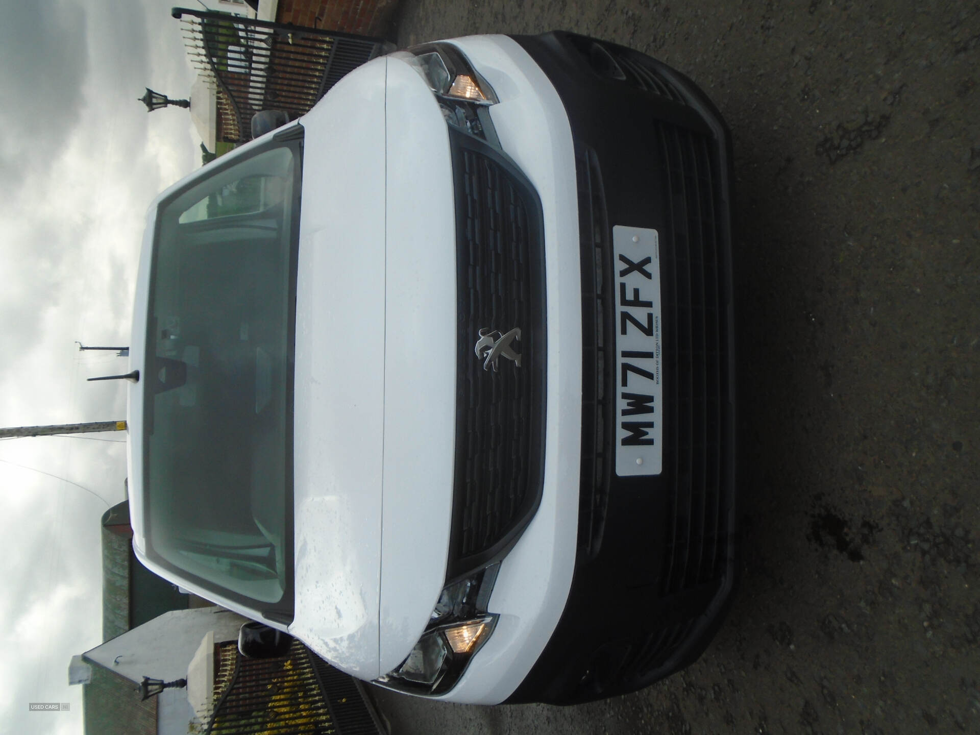 Jan 2022 Peugeot Partner 1000 1.5 BlueHDi 100 Professional Prem Van [6 Spd]