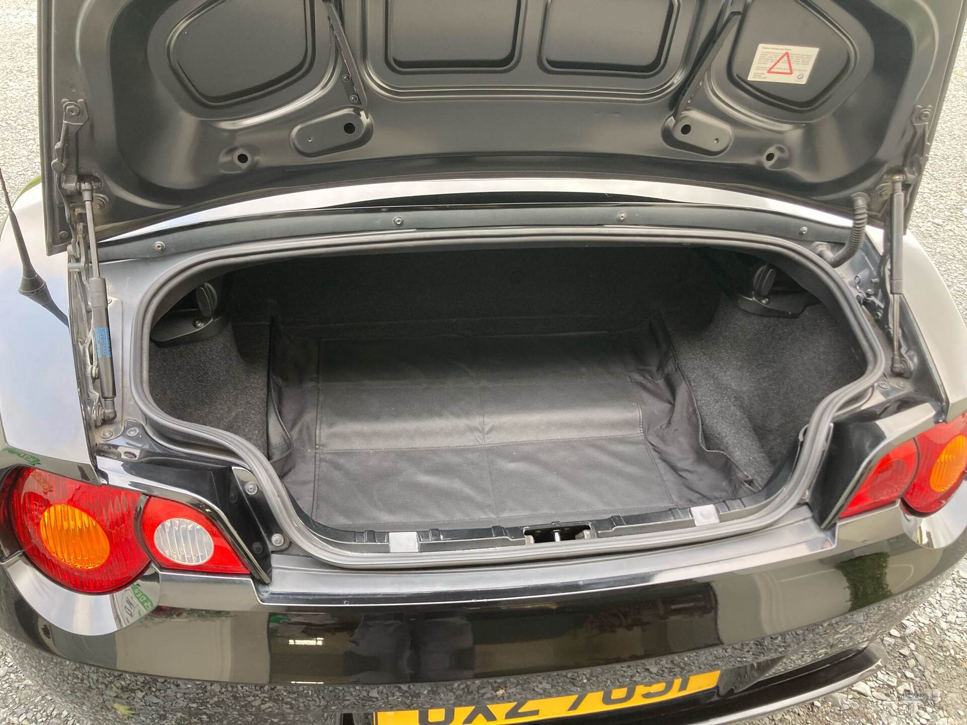 Nov 2003 BMW Z4 2.5i SE 2dr Auto