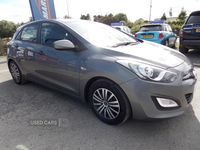 Hyundai i30 HATCHBACK in Down