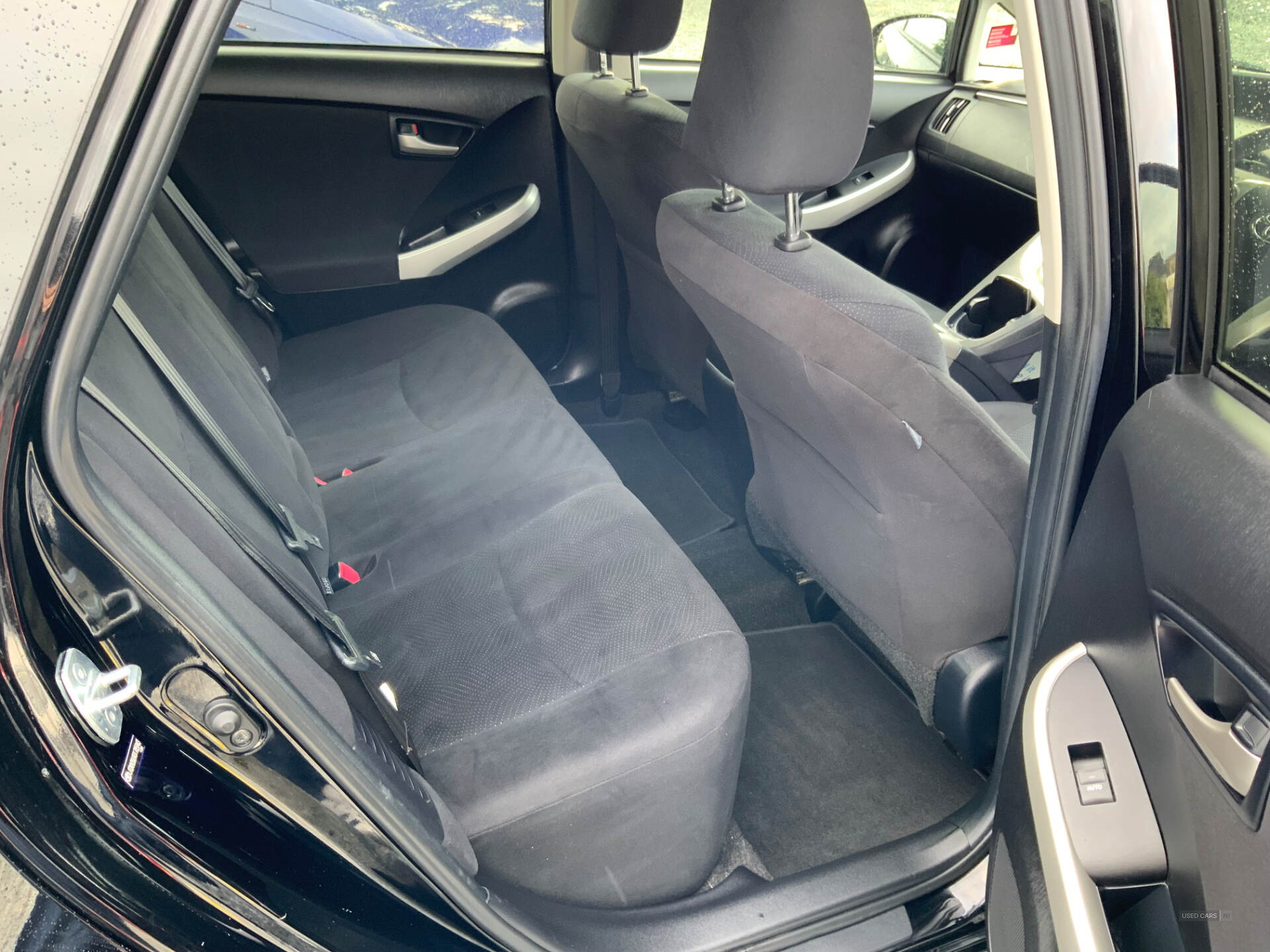 Apr 2014 Toyota Prius 1.8 VVTi T3 5dr CVT Auto