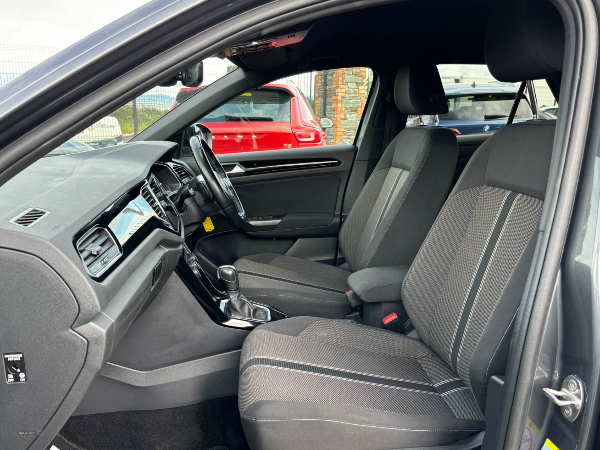Car Thumbnail 6