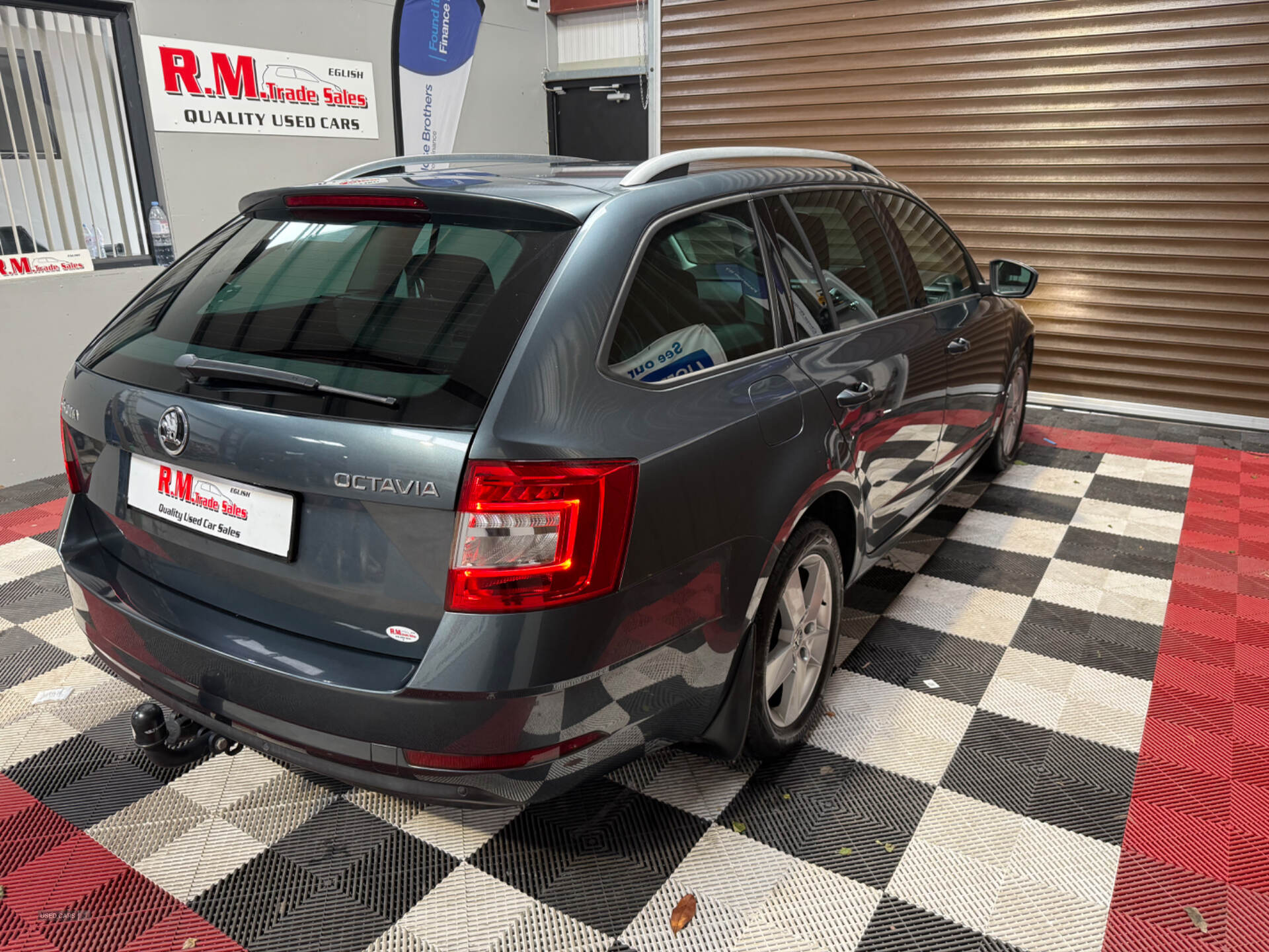 Skoda Octavia DIESEL ESTATE in Tyrone