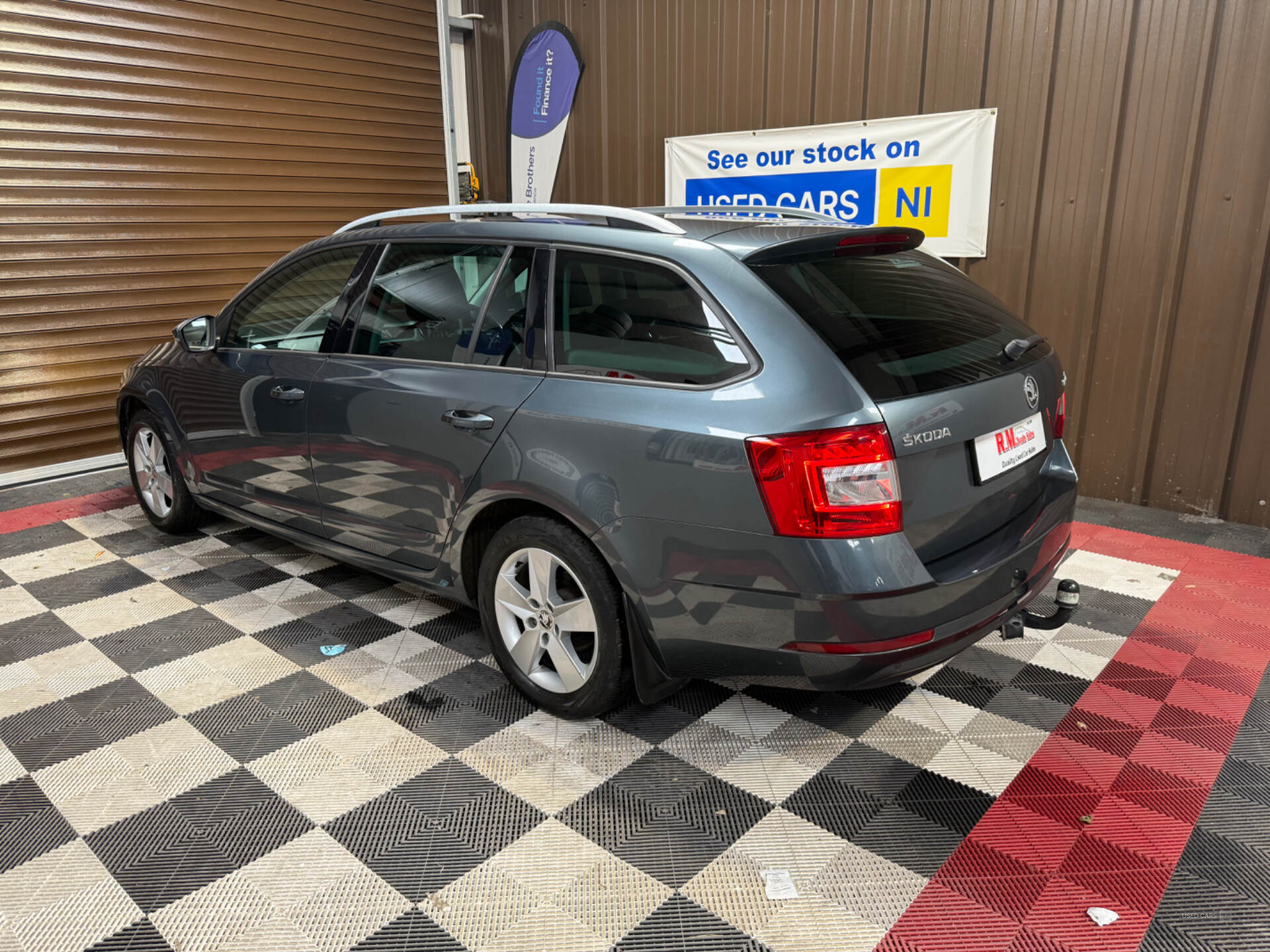 Skoda Octavia DIESEL ESTATE in Tyrone