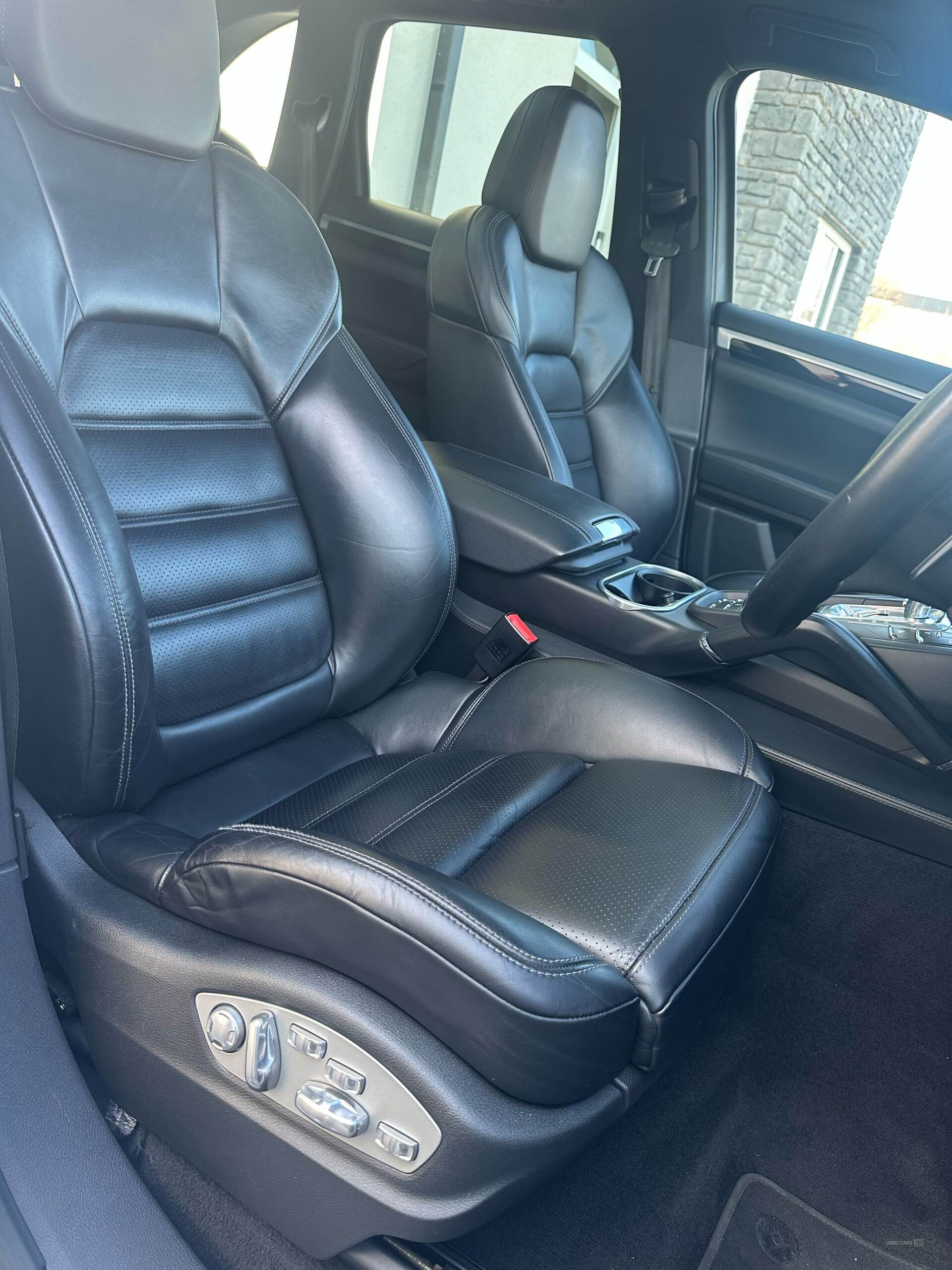 Dec 2013 Porsche Cayenne Diesel [245] 5dr Tiptronic S
