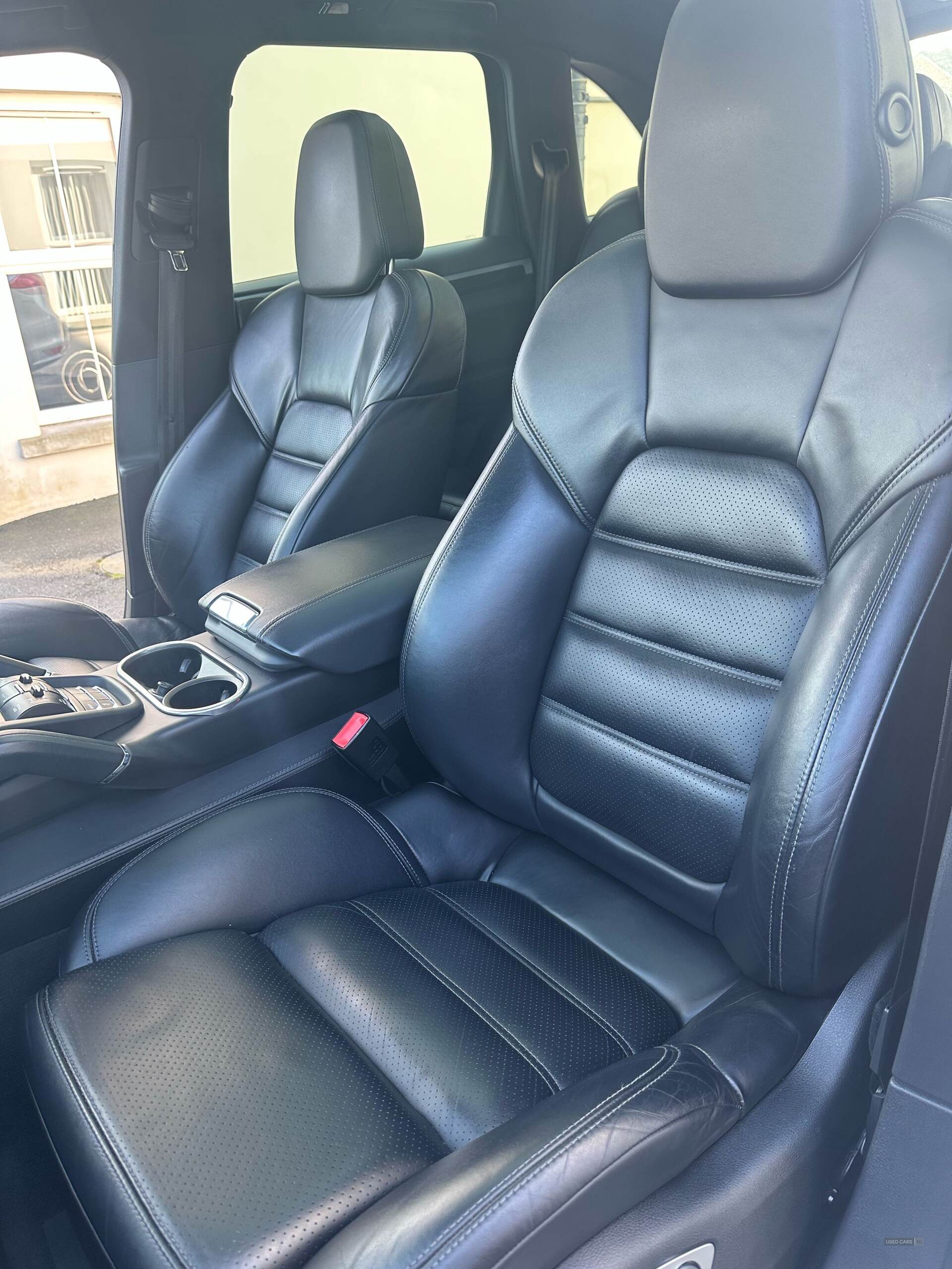 Dec 2013 Porsche Cayenne Diesel [245] 5dr Tiptronic S
