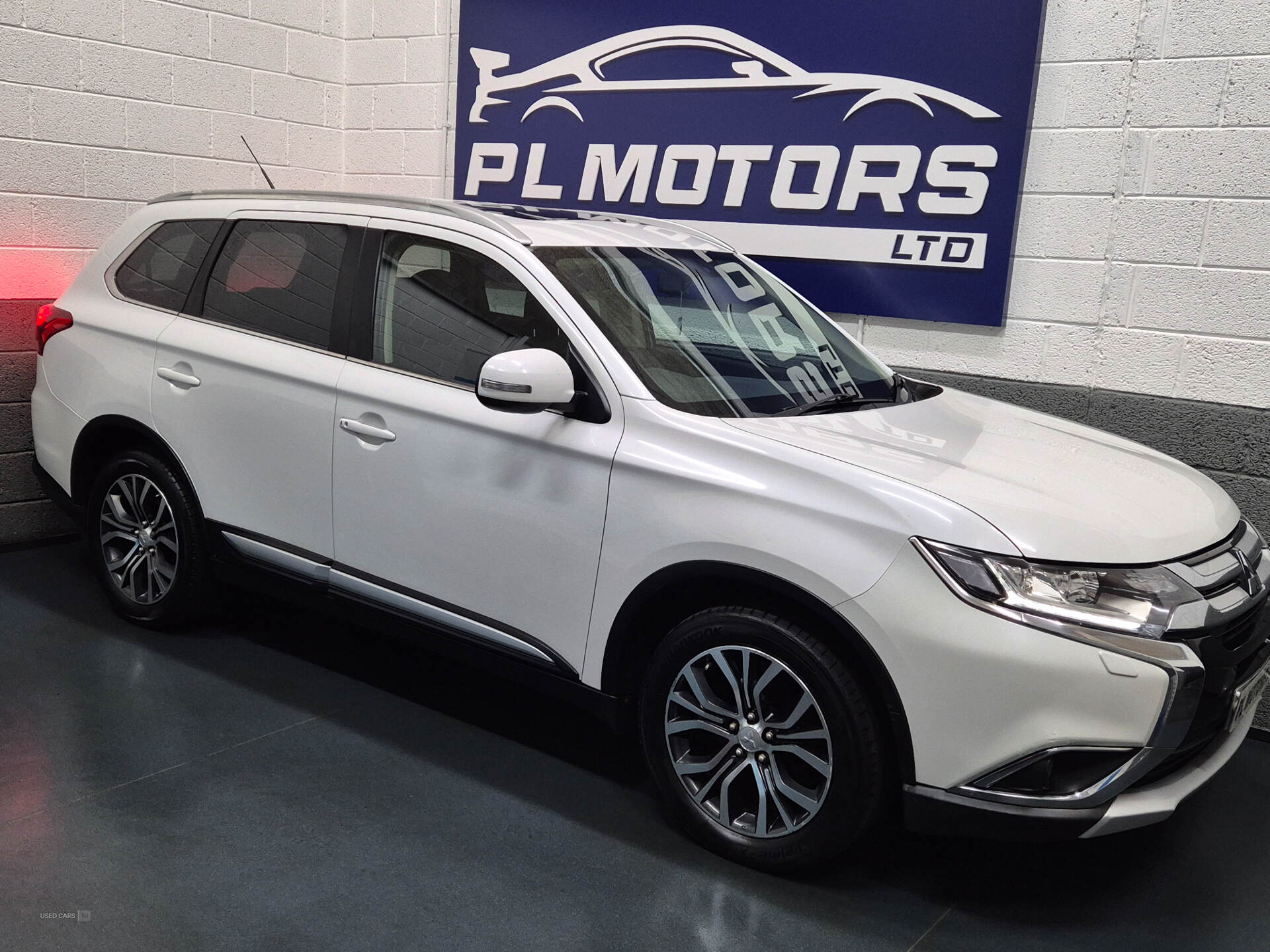 Apr 2016 Mitsubishi Outlander 2.2 DI-D GX4 5dr Auto