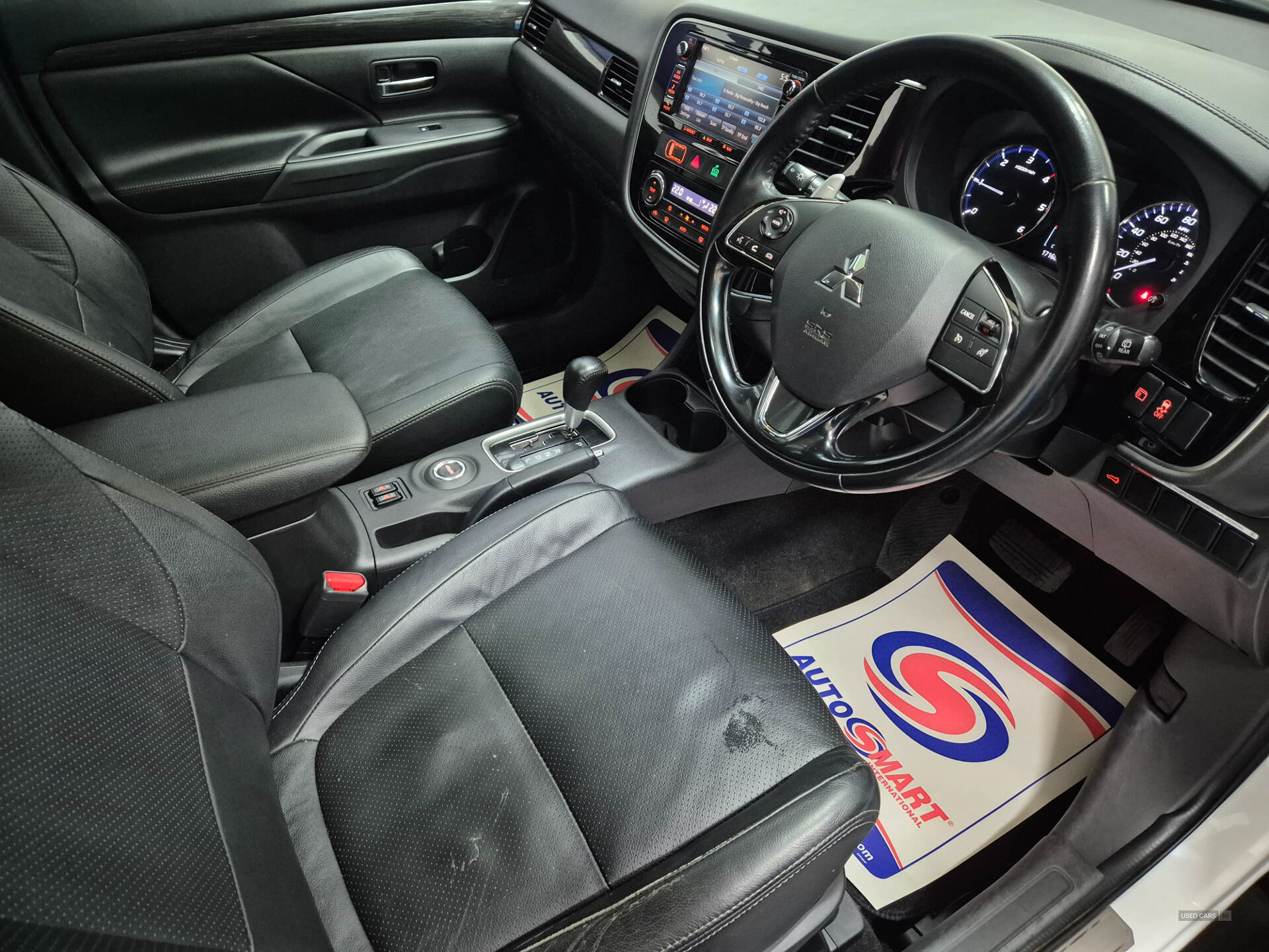Apr 2016 Mitsubishi Outlander 2.2 DI-D GX4 5dr Auto