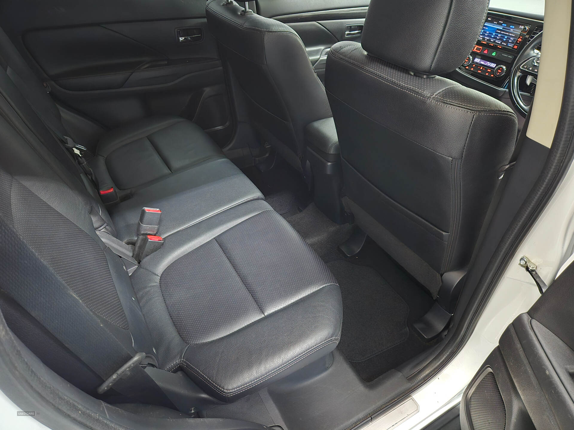Apr 2016 Mitsubishi Outlander 2.2 DI-D GX4 5dr Auto