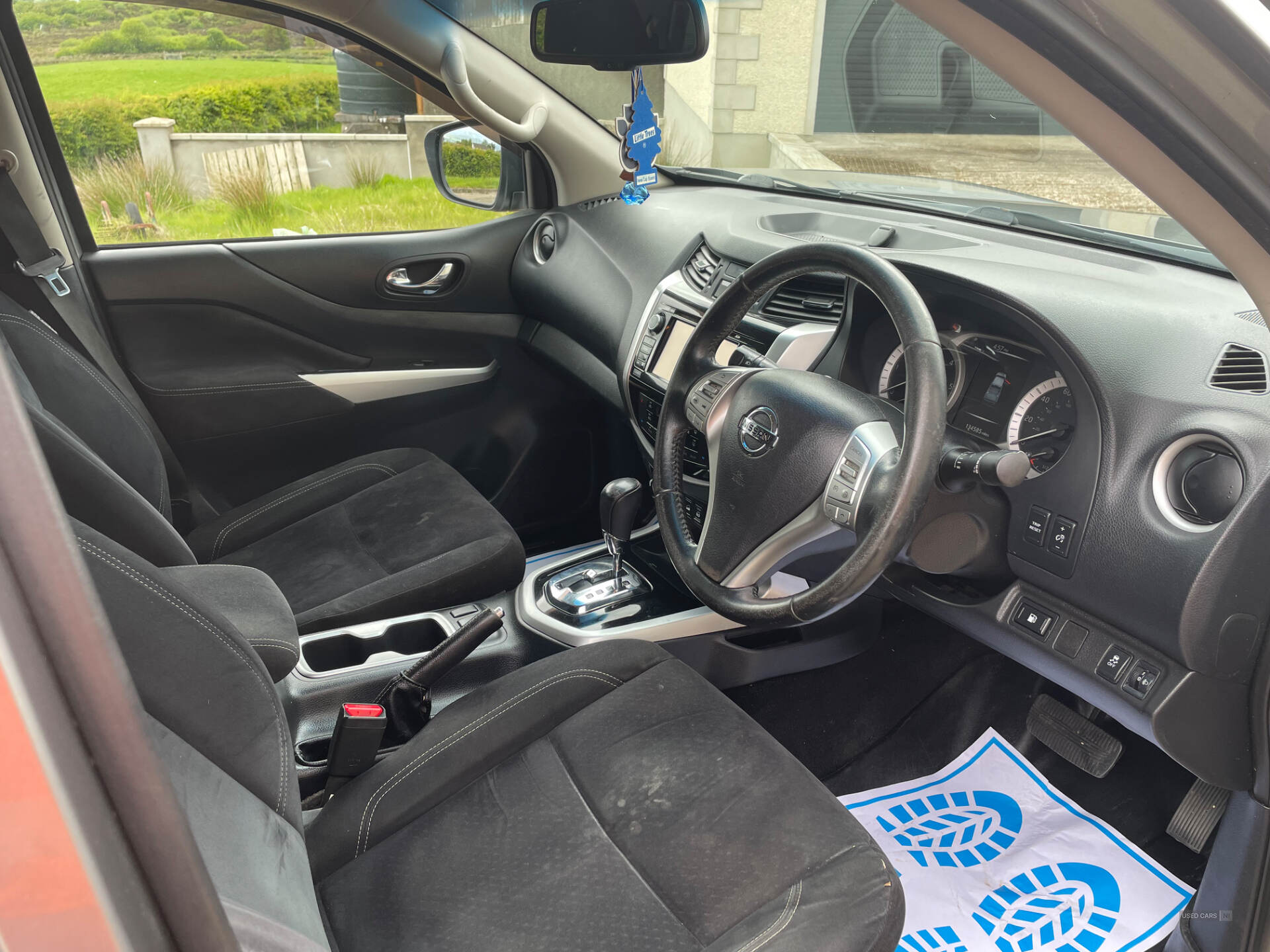Jun 2016 Nissan NP300 Double Cab Pick Up N-Connecta 2.3dCi 190 4WD Auto