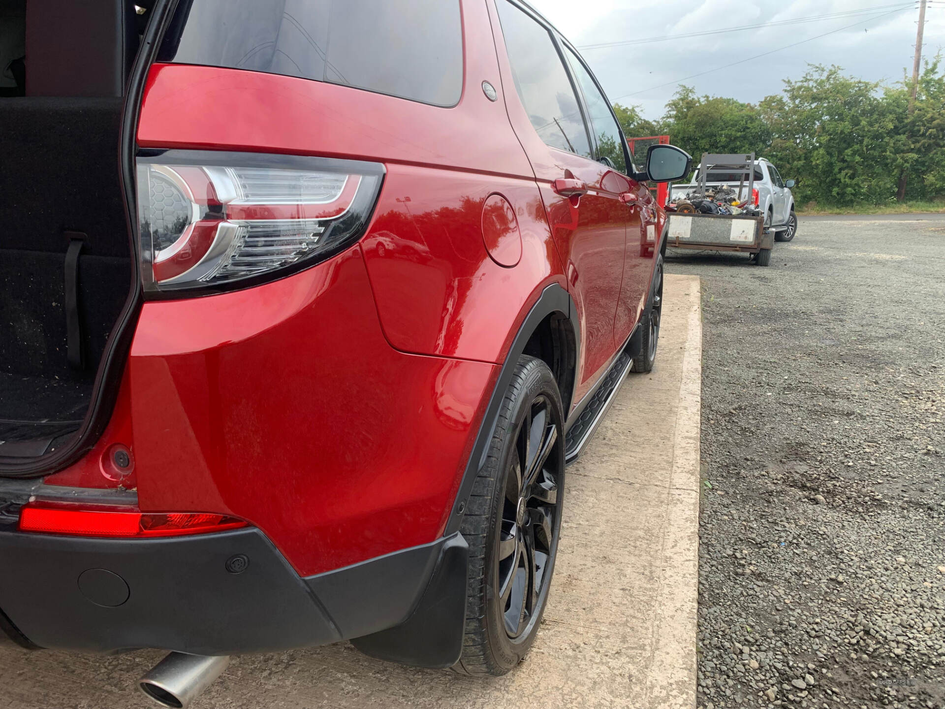 Sep 2016 Land Rover Discovery Sport 2.0 TD4 180 HSE Luxury 5dr