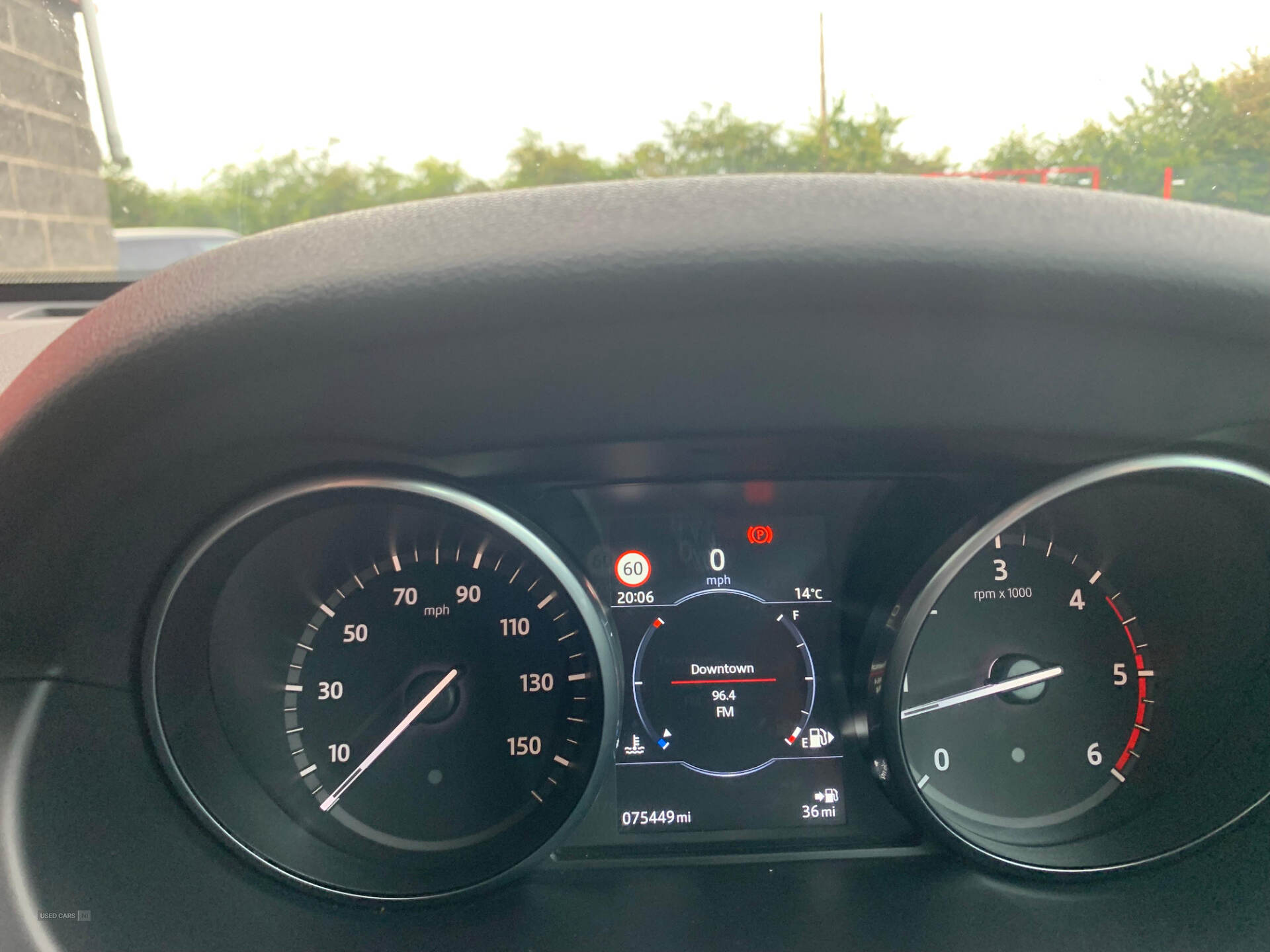 Sep 2016 Land Rover Discovery Sport 2.0 TD4 180 HSE Luxury 5dr