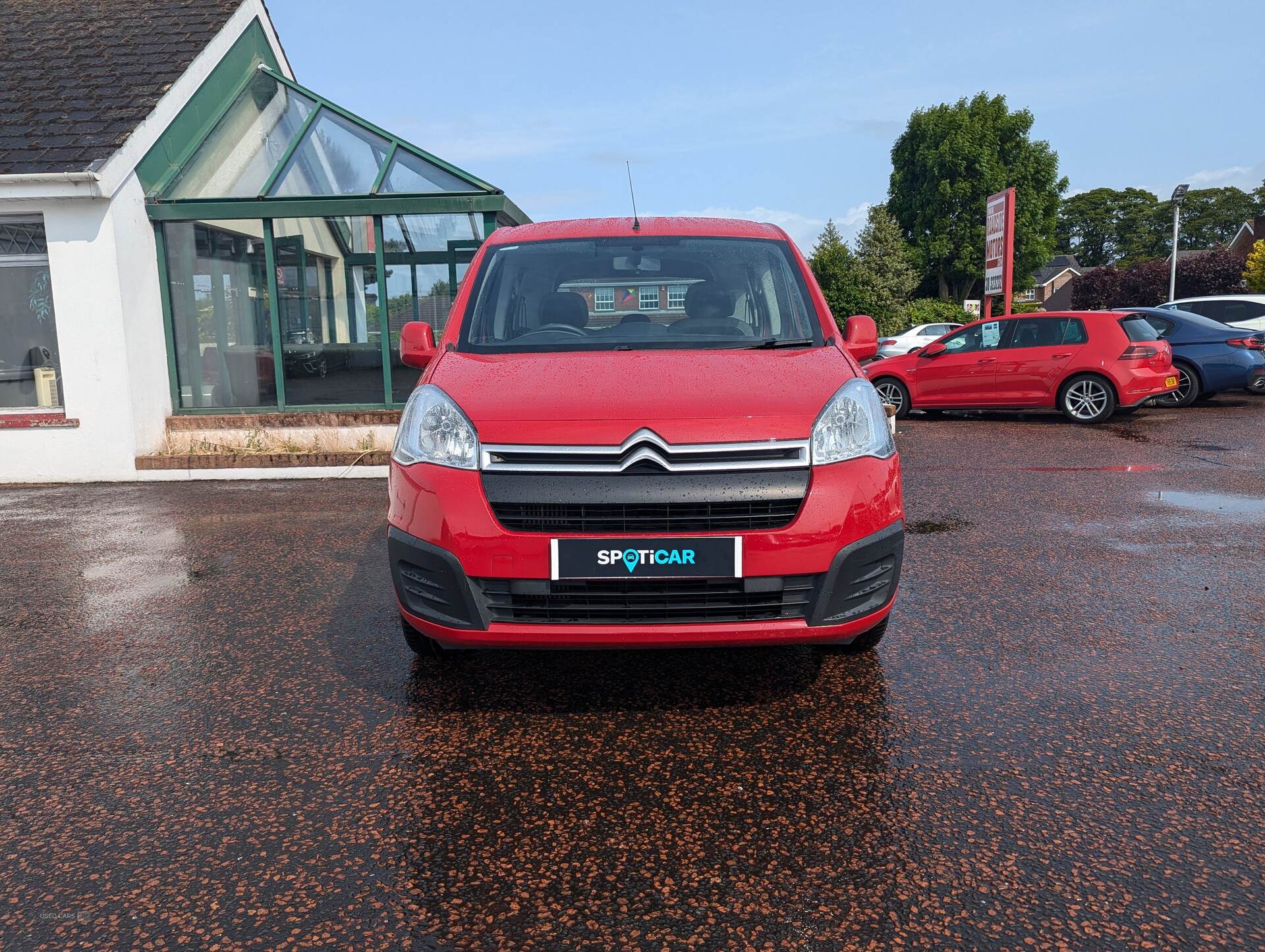 Jul 2015 Citroen Berlingo Multispace 1.6 BlueHDi 100 Feel 5dr