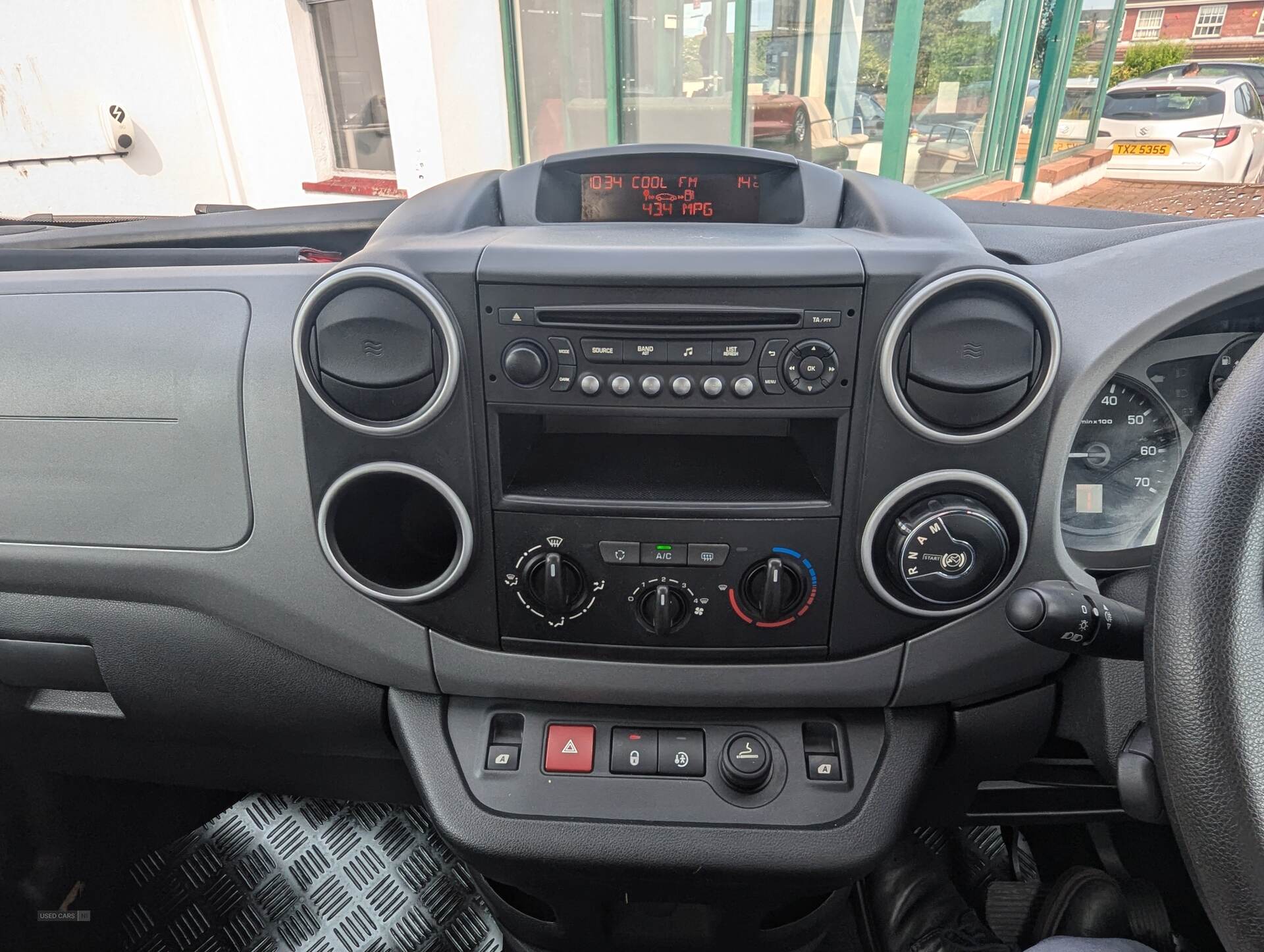 Jul 2015 Citroen Berlingo Multispace 1.6 BlueHDi 100 Feel 5dr