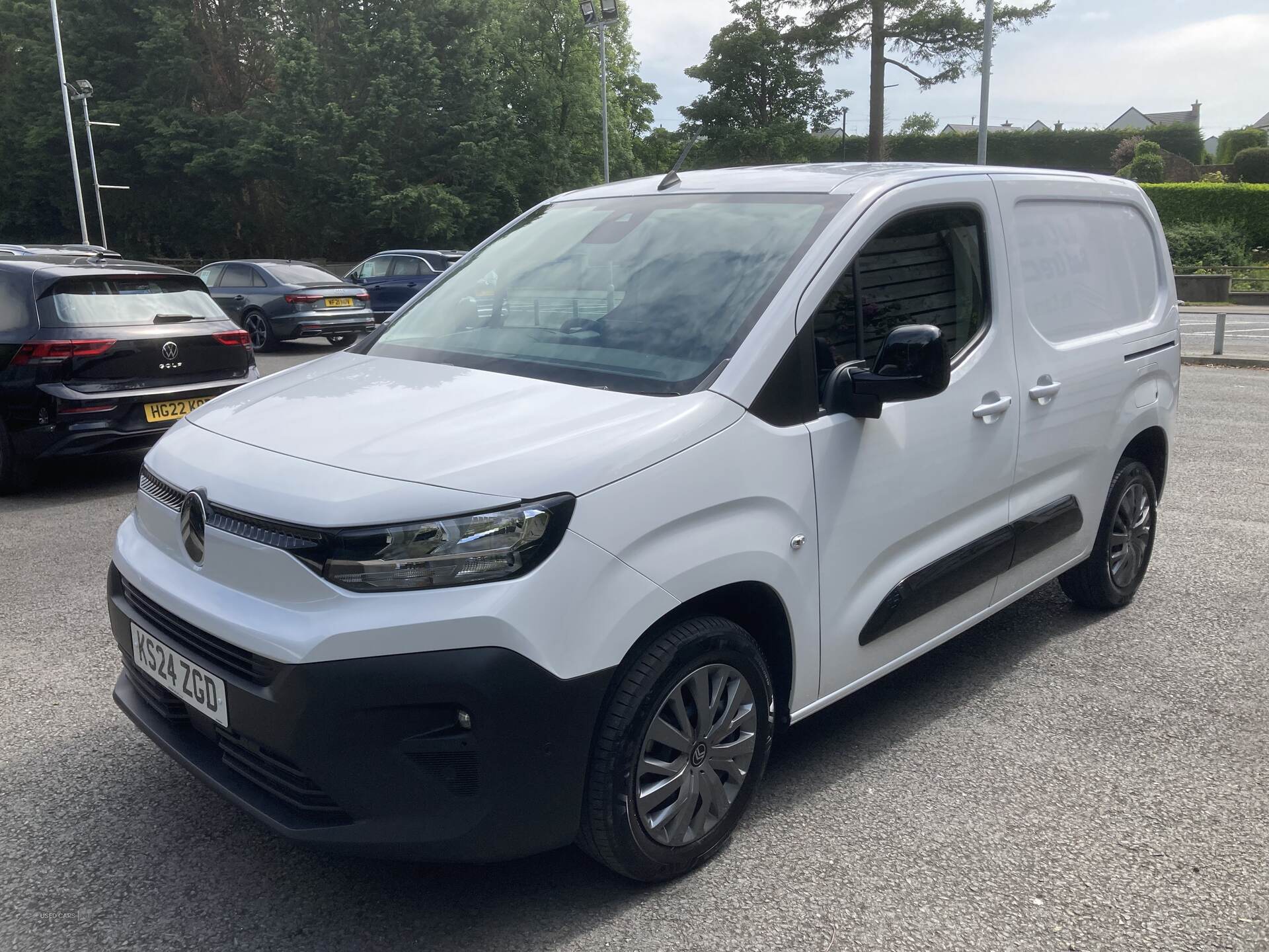 Apr 2024 Citroen Berlingo 1.5 BlueHDi 100ps Van Driver