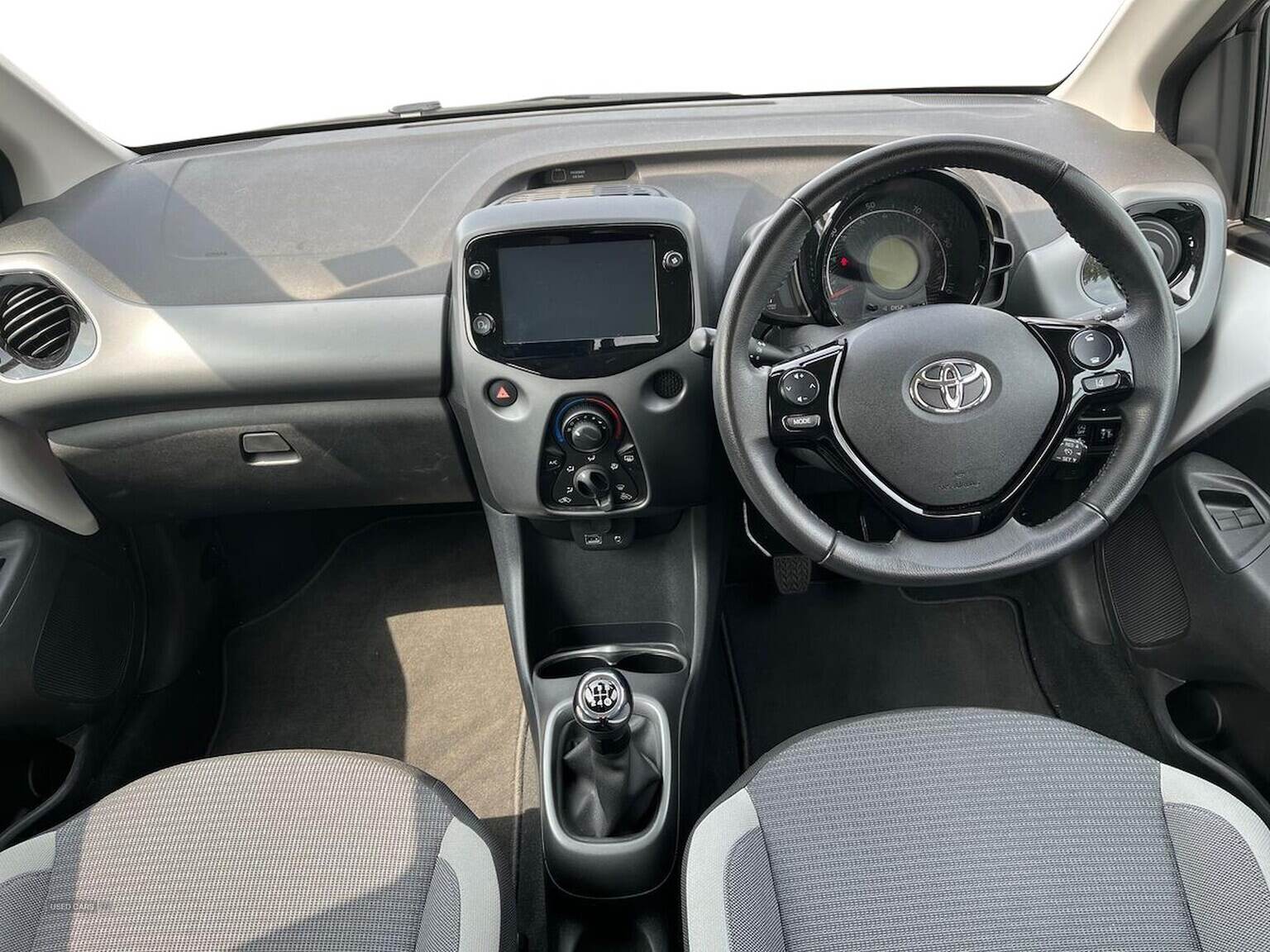 Nov 2021 Toyota Aygo 1.0 Vvt-I X-Play Tss 5Dr