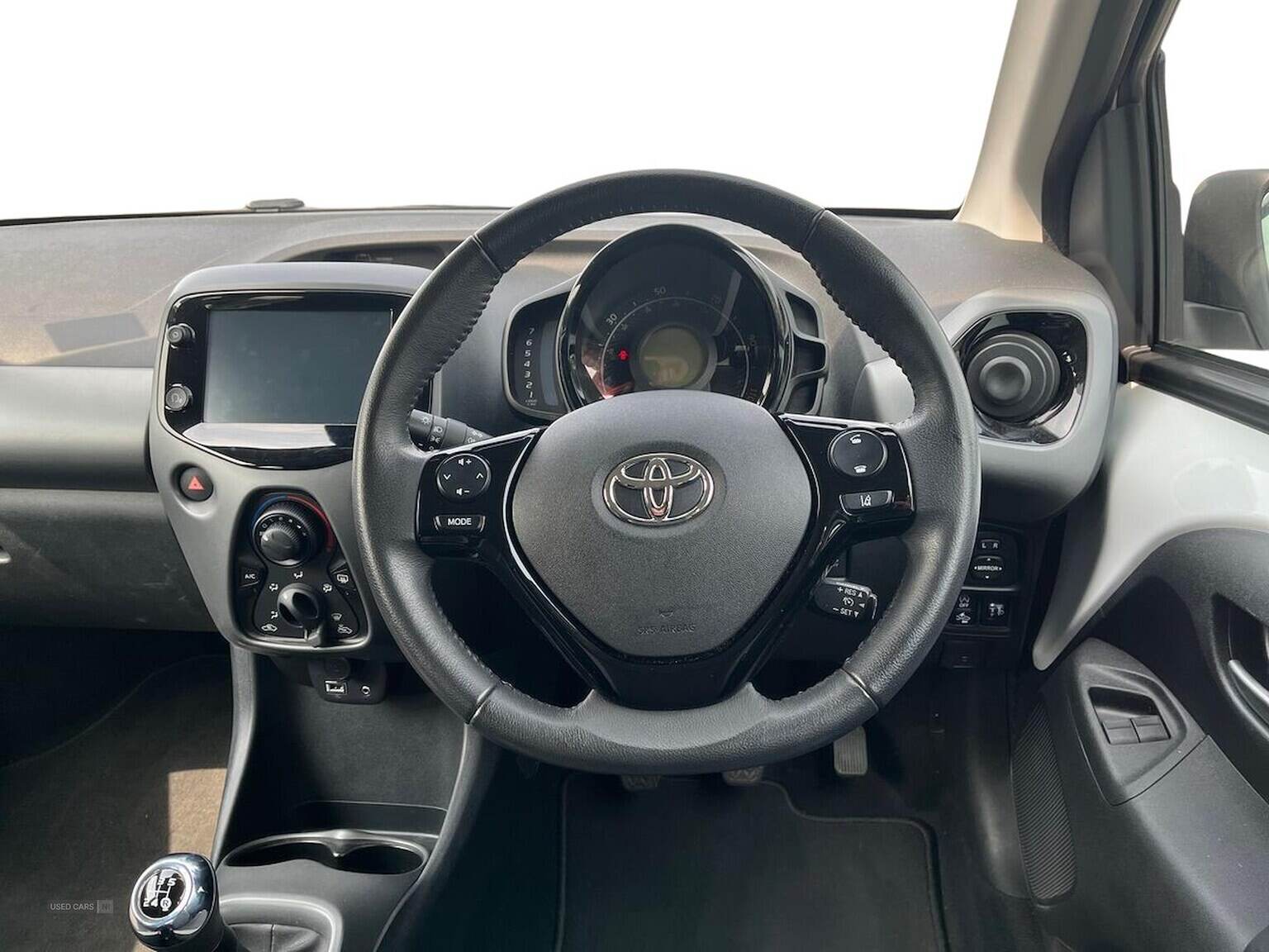 Nov 2021 Toyota Aygo 1.0 Vvt-I X-Play Tss 5Dr