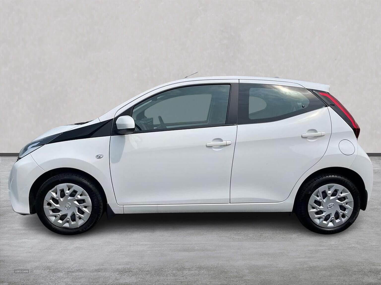 Nov 2021 Toyota Aygo 1.0 Vvt-I X-Play Tss 5Dr