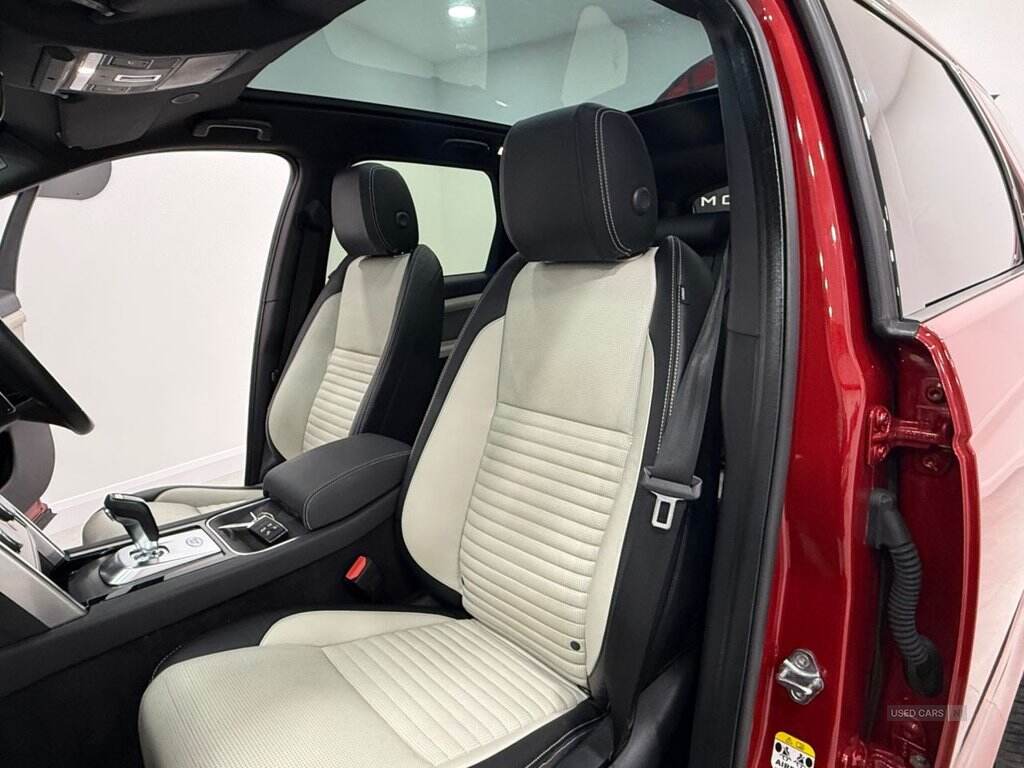 Mar 2021 Land Rover Discovery Sport 2.0 D165 R-Dynamic S Plus 5dr Auto [5 Seat]