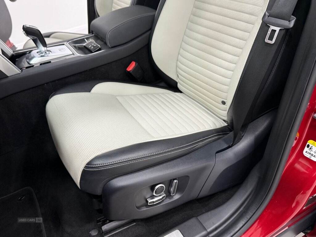 Mar 2021 Land Rover Discovery Sport 2.0 D165 R-Dynamic S Plus 5dr Auto [5 Seat]