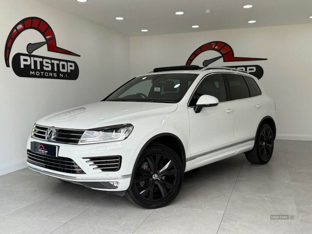 Jun 2015 Volkswagen Touareg 3.0 V6 TDI BlueMotion Tech R-Line 5dr Tip Auto