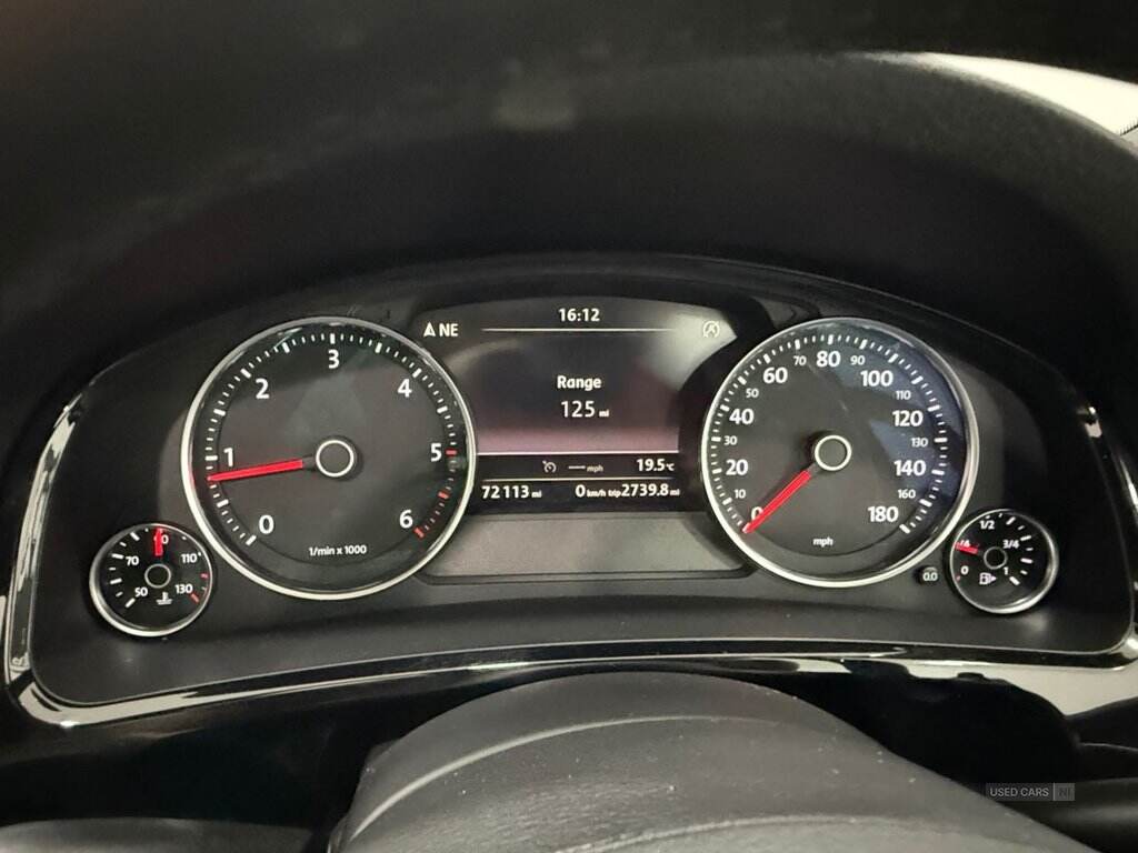 Jun 2015 Volkswagen Touareg 3.0 V6 TDI BlueMotion Tech R-Line 5dr Tip Auto