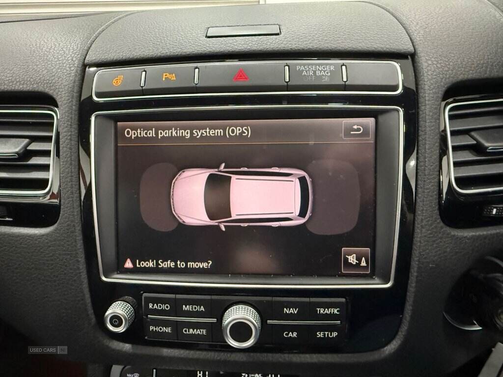 Jun 2015 Volkswagen Touareg 3.0 V6 TDI BlueMotion Tech R-Line 5dr Tip Auto