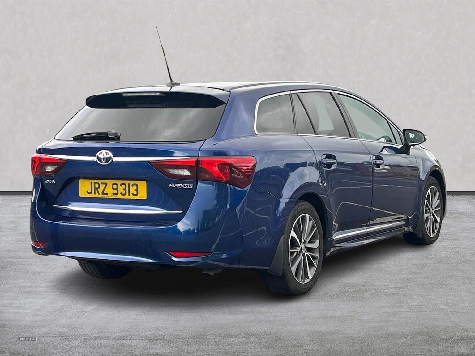 Apr 2015 Toyota Avensis 1.6D Business Edition Plus 5Dr