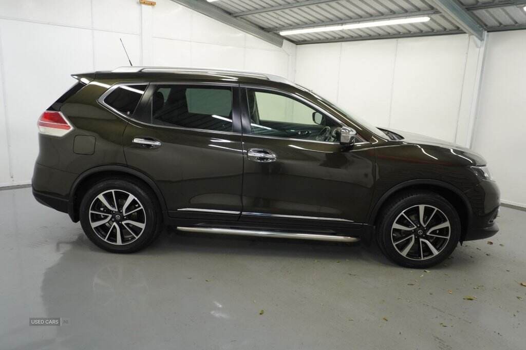Jan 2016 Nissan X-Trail 1.6 dCi Tekna 5dr