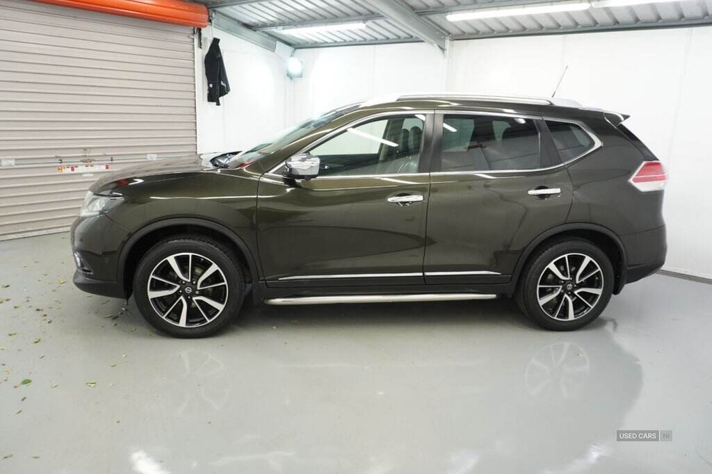 Jan 2016 Nissan X-Trail 1.6 dCi Tekna 5dr