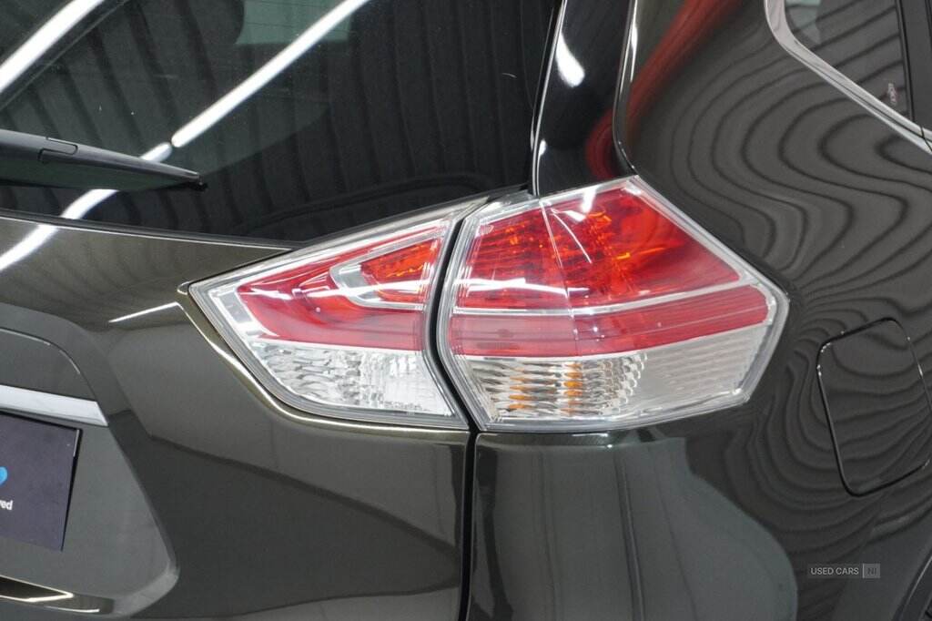 Jan 2016 Nissan X-Trail 1.6 dCi Tekna 5dr