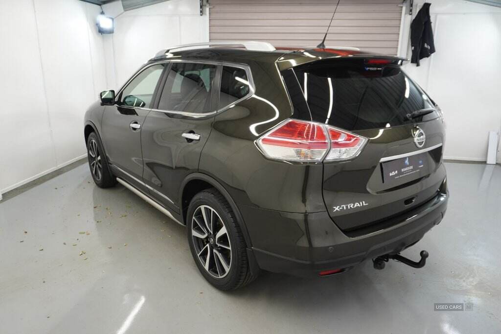 Jan 2016 Nissan X-Trail 1.6 dCi Tekna 5dr