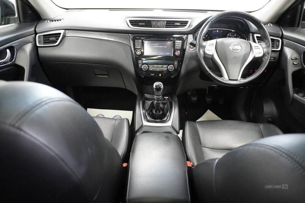 Jan 2016 Nissan X-Trail 1.6 dCi Tekna 5dr
