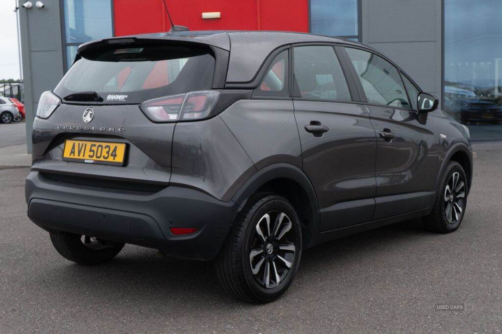 Feb 2022 Vauxhall Crossland 1.2 Turbo SE Edition 5dr