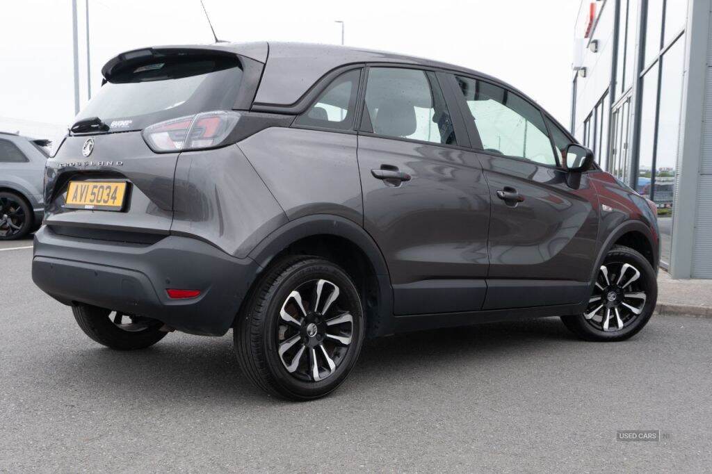Feb 2022 Vauxhall Crossland 1.2 Turbo SE Edition 5dr