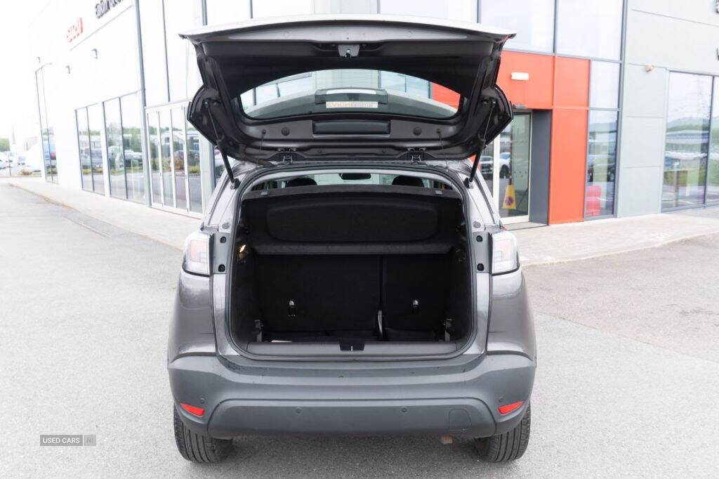 Feb 2022 Vauxhall Crossland 1.2 Turbo SE Edition 5dr