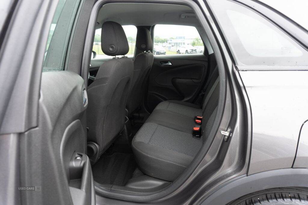 Feb 2022 Vauxhall Crossland 1.2 Turbo SE Edition 5dr