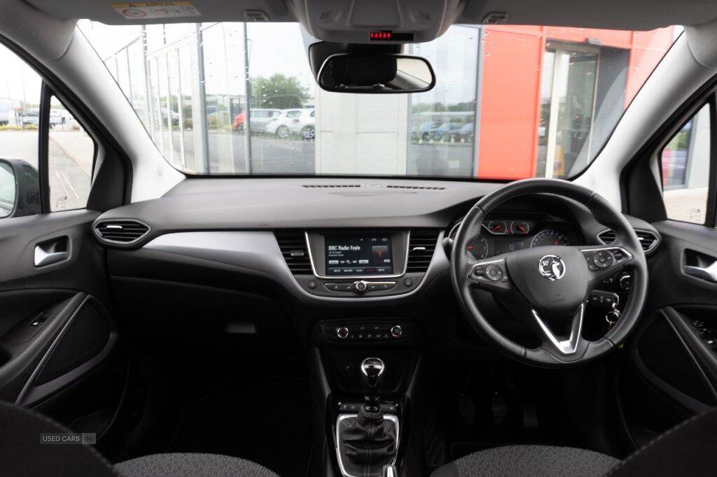 Feb 2022 Vauxhall Crossland 1.2 Turbo SE Edition 5dr