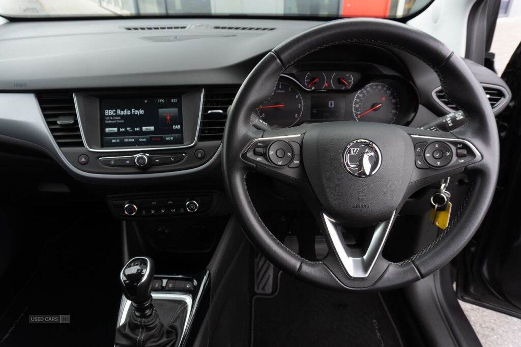 Feb 2022 Vauxhall Crossland 1.2 Turbo SE Edition 5dr
